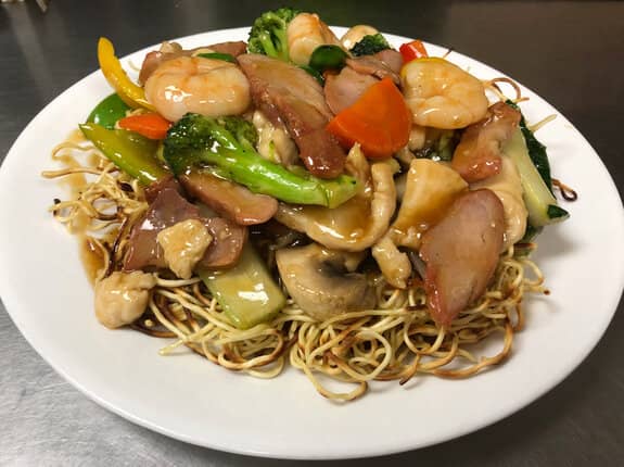 Mei Ling Cantonese Chow Mein